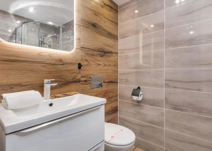 Portowa 18 Etna Polonia -jantar Колобжег