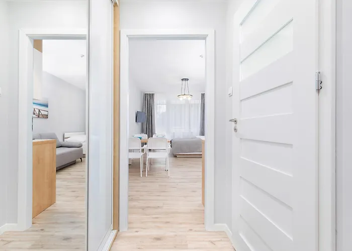 Portowa 18 Etna Polonia -jantar