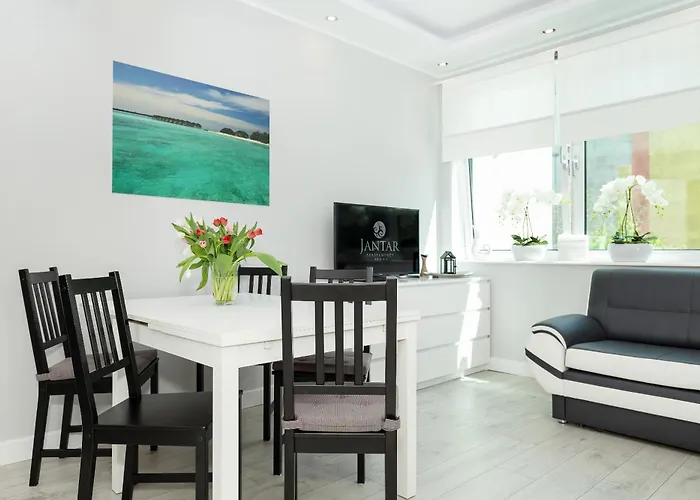 Portowa 18 Etna Polonia -jantar